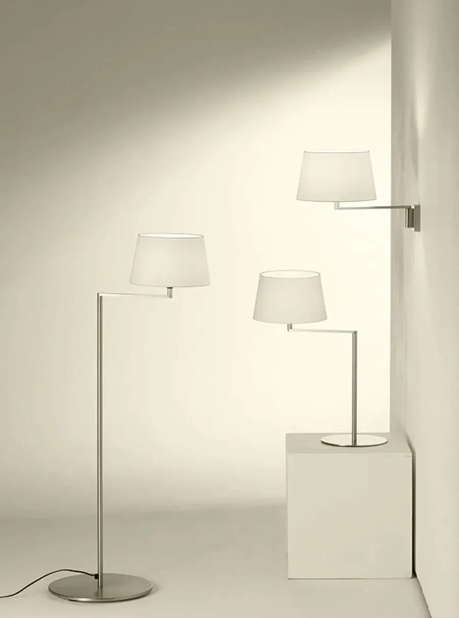 Americana Bordlampe fra Santa and Cole<Santa & Cole Best