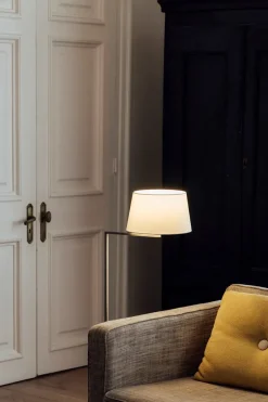 Americana Standerlampe fra Santa and Cole<Santa & Cole Clearance