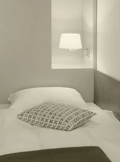 Americana Væglampe fra Santa and Cole<Santa & Cole