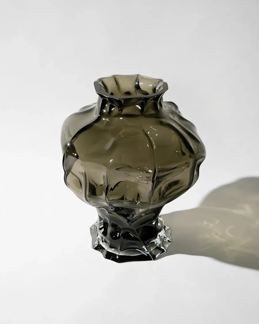 Ammonit Vase, new smoke fra<Hein Studio