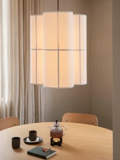 Androgyne Dining Table Ø120 natural oak, sand sten fra<Audo Copenhagen Hot