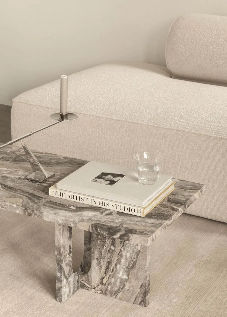 Androgyne Lounge Table, grey galaxy marble/wood fra<Audo Copenhagen Discount