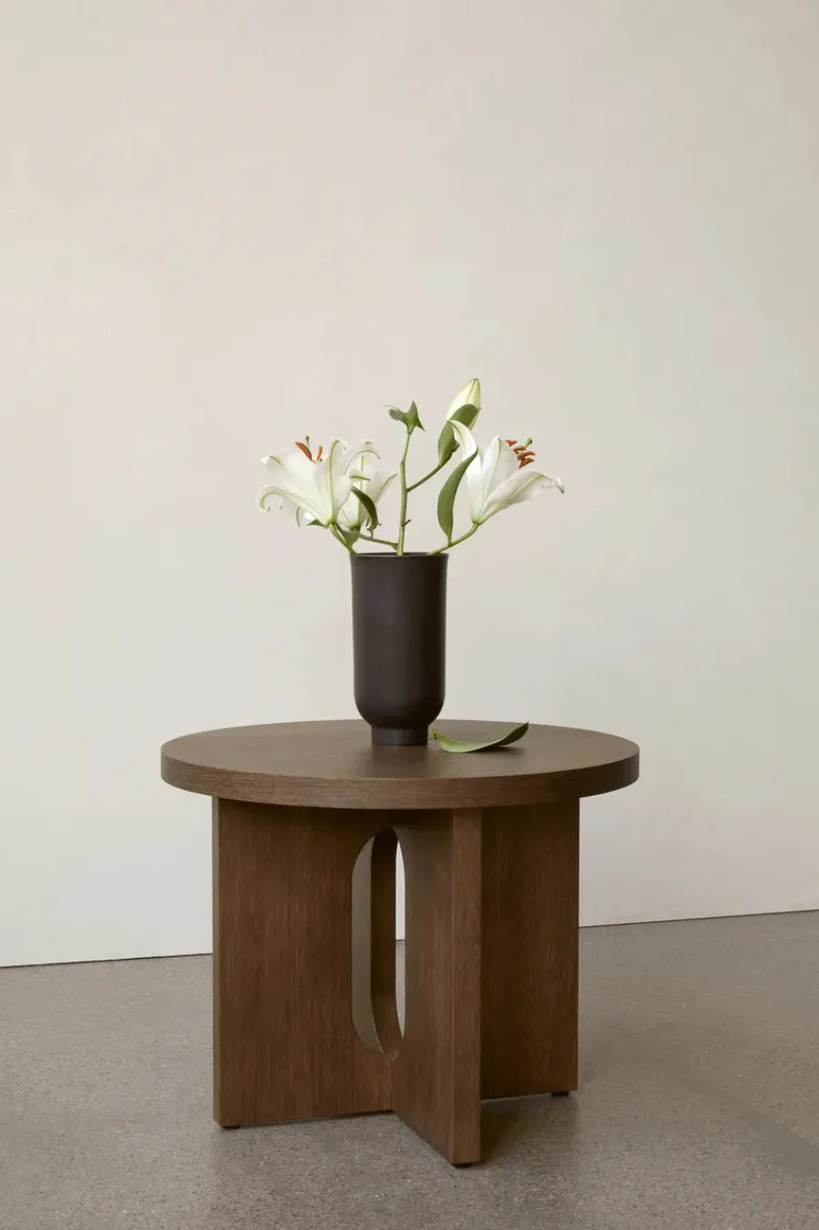 Androgyne Side Table, Ø50 cm fra<Audo Copenhagen Hot