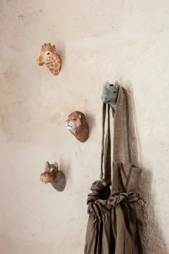 Animal Hand-Carved Hook fra<Ferm Living