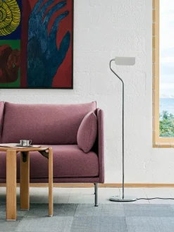 Apex Floor Lamp fra<HAY New