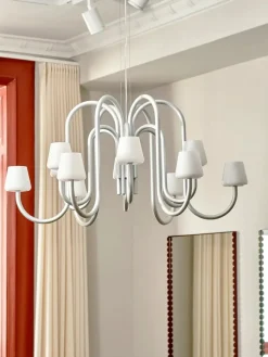 Apollo Chandelier 1065, hvid opalglas fra<HAY