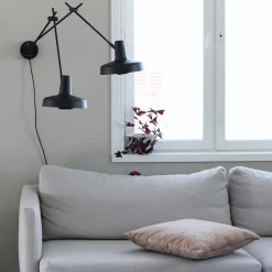 Arigato 2 væglampe fra<Grupa Sale