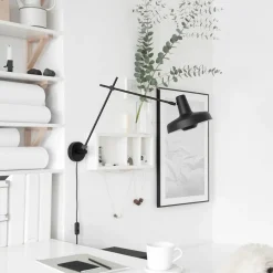 Arigato kort væglampe fra<Grupa Clearance