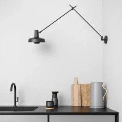 Arigato væglampe fra<Grupa Hot