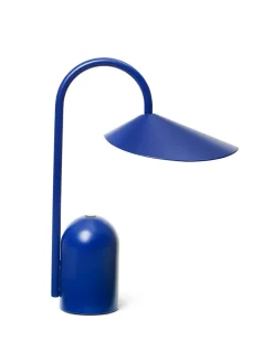 Arum Portable Bordlampe fra<Ferm Living Hot
