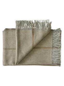 Askø Plaid, dark grey fra<Silkeborg Uldspinderi Outlet