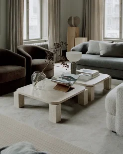 Atlas Sofabord 820x820, Smoked Oak fra<New Works Online