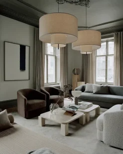 Atlas Sofabord 820x820, Unfilled Travertine fra<New Works Hot