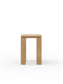 Atlas Stool, Natural Oak fra<New Works Discount