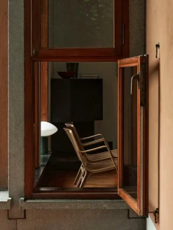 AX HM11 Stol, eg/valnød fra<&Tradition Clearance