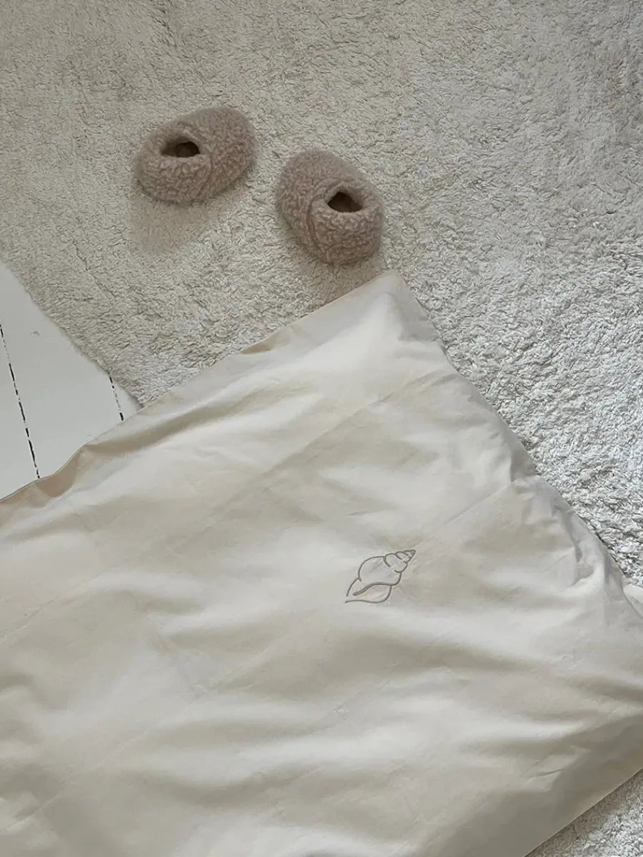 Babysengetøj, konkylie fra<We Are Bitte Outlet