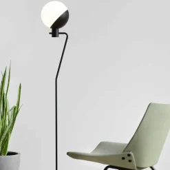 Baluna gulvlampe fra<Grupa Online