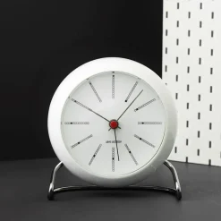 Bankers Bordur, sort af Arne Jacobsen<Arne Jacobsen Clocks Discount