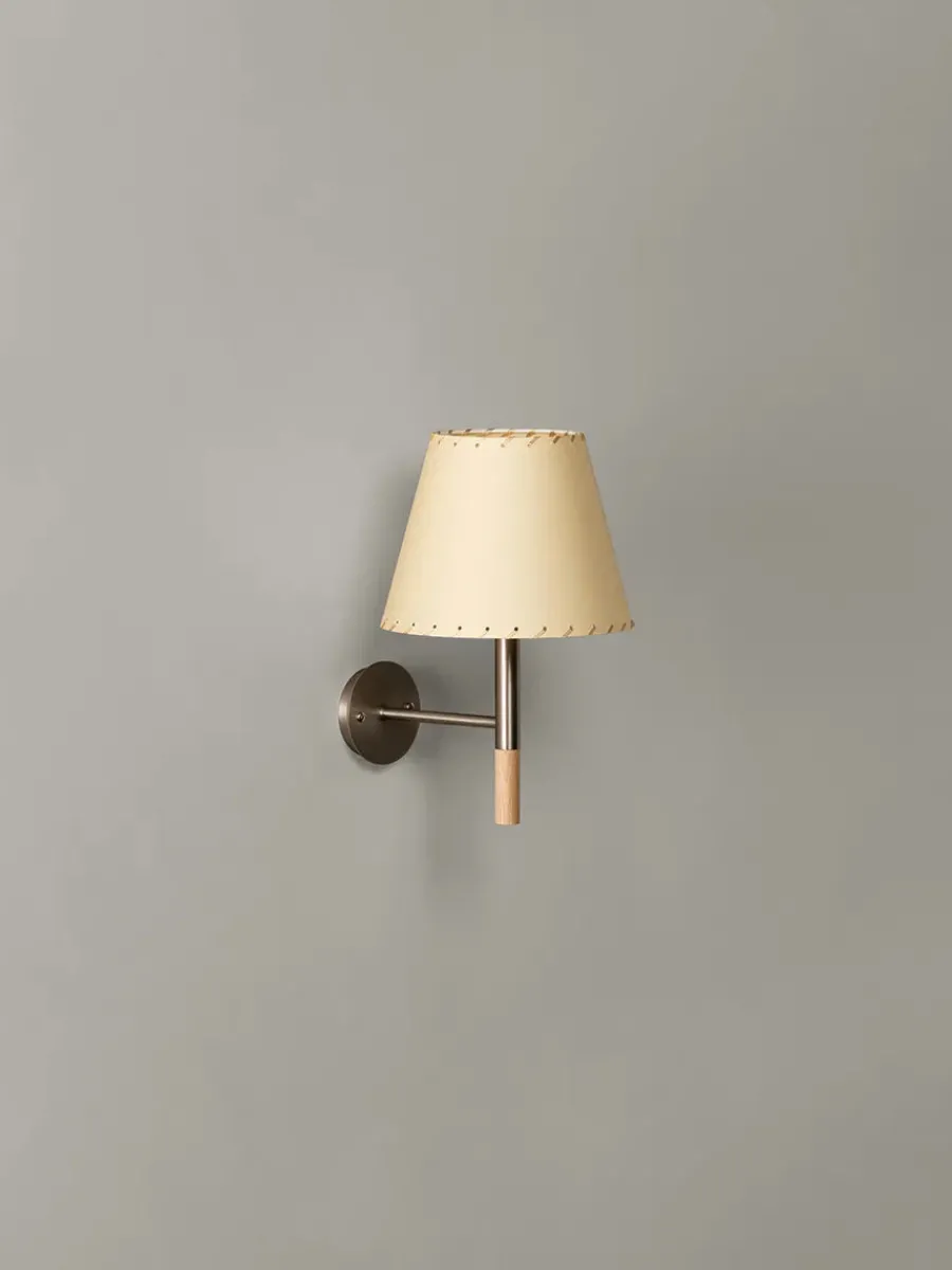 BC2 Væglampe fra Santa and Cole<Santa & Cole Hot