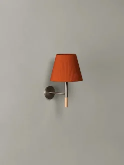 BC2 Væglampe fra Santa and Cole<Santa & Cole Hot
