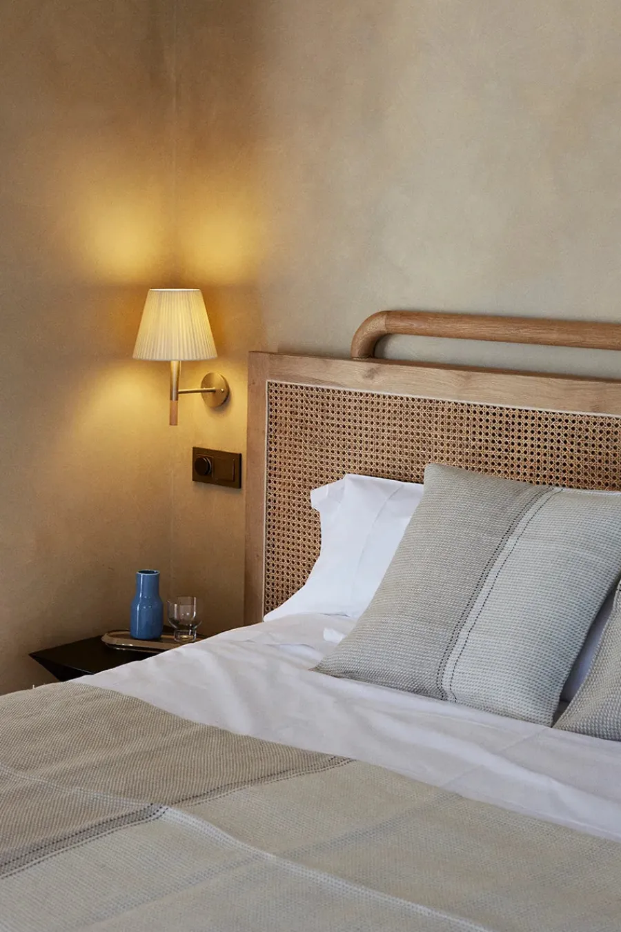 BC2 Væglampe fra Santa and Cole<Santa & Cole Hot