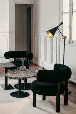 Beat Floor Lamp fra<Tom Dixon Discount