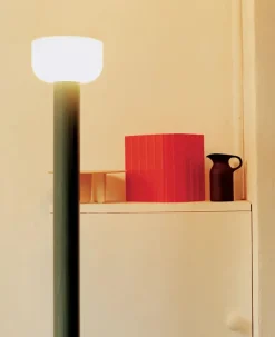 Bellhop Floor Lamp fra<Flos Discount