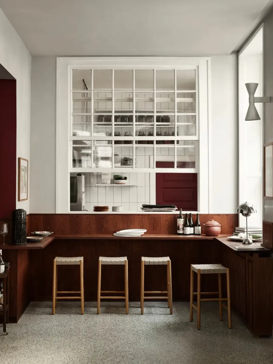 Betty barstol TK7 fra<&Tradition Sale