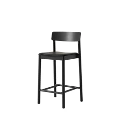 Betty TK14 counterstol med polster fra<&Tradition Best