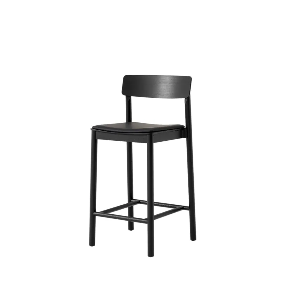 Betty TK14 counterstol med polster fra<&Tradition Best