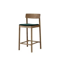 Betty TK14 counterstol med polster fra<&Tradition Best