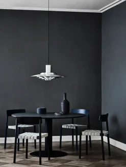 Betty TK1 spisebordsstol fra<&Tradition Outlet