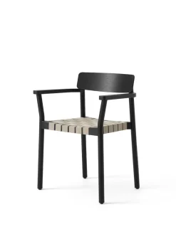 Betty TK9 Spisebordsstol, sortlakeret eg fra<&Tradition Online