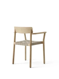 Betty TK9 Spisebordsstol, sortlakeret eg fra<&Tradition Online