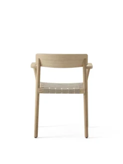 Betty TK9 Spisebordsstol, sortlakeret eg fra<&Tradition Online