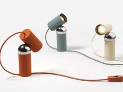 Bilboquet Bordlampe fra<Flos Hot