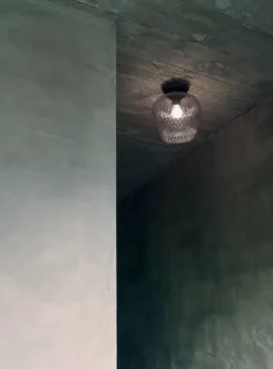 Blown SW5 loftlampe fra<&Tradition Best