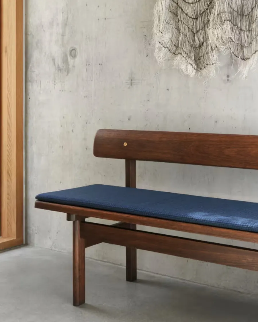 BM0699 Asserbo bænk m. ryglæn af Børge Mogensen<Carl Hansen & Søn New