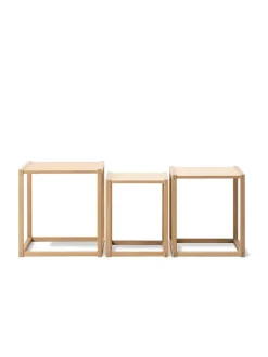 BM375 Nesting Tables af Børge Mogensen<Fredericia Furniture Discount