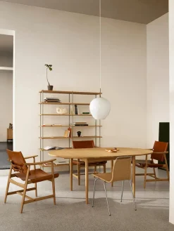 BM0121 Spisebord, olieret eg af Børge Mogensen<Carl Hansen & Søn New