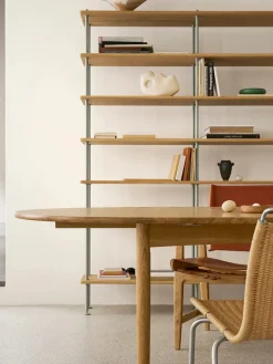 BM0121 Spisebord, olieret eg af Børge Mogensen<Carl Hansen & Søn New