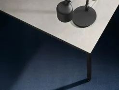 Bord, medium fra<Vipp Outlet