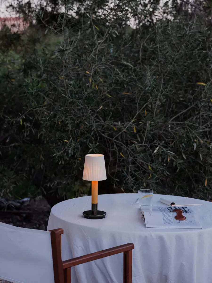 Básica Mínima Bordlampe fra Santa and Cole<Santa & Cole Discount