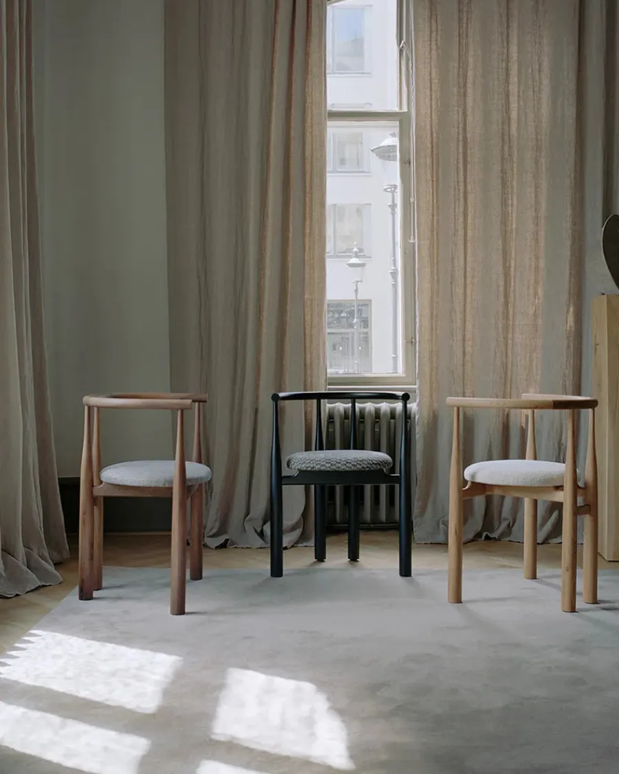 Bukowski Chair, eg fra<New Works Online