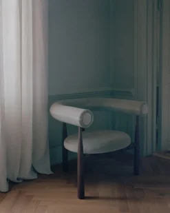 Bukowski Loungestol, valnød fra<New Works Clearance