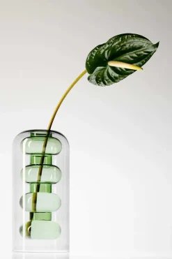 Bump Vase Tall Green fra<Tom Dixon New