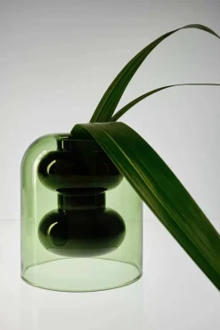 Bump Vase Tall Green fra<Tom Dixon New