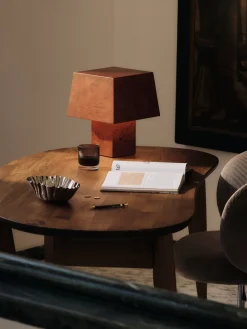 Burl table lampe i Dark Stained Burl fra<Ferm Living Sale