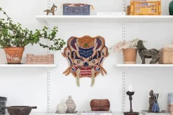 Burma Dragon Face Rug fra<Bongusta Outlet