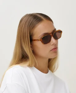 BURT, brown havana fra<MessyWeekend Sale